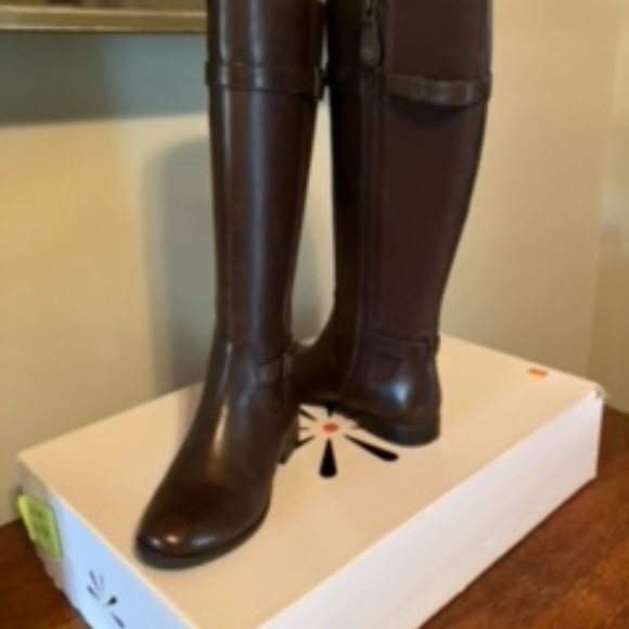 Isaac Mizrahl Leather Boots Dark Brown Abby 6.5M - Picture 3 of 4
